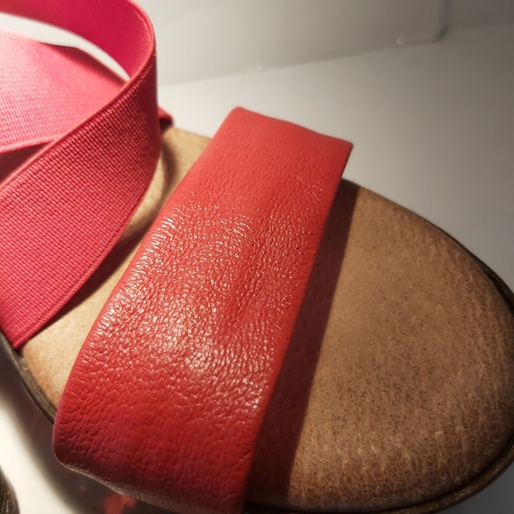 Jordana Red Heels **PERFECT FOR EVERYDAY** - Picture 5 of 10